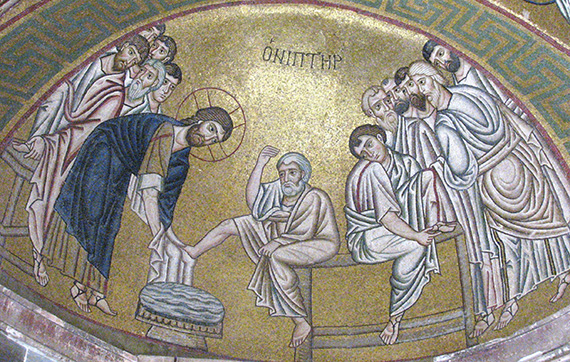 Cristo-lava-los-pies-de-los-discipulos_Mosaico-del-templo-principal-en-el-monasterio-de-Osios-Lucas_Grecia_sigloXII